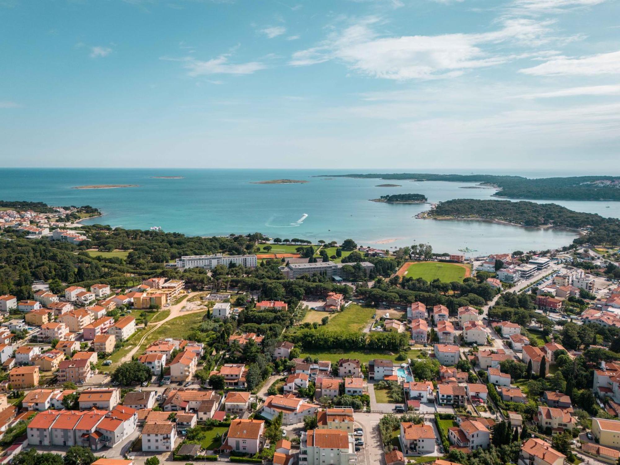 Vila Regi Medulin Exteriör bild